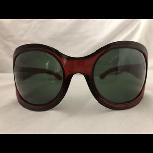 Authentic Gucci Sunglasses (curved)